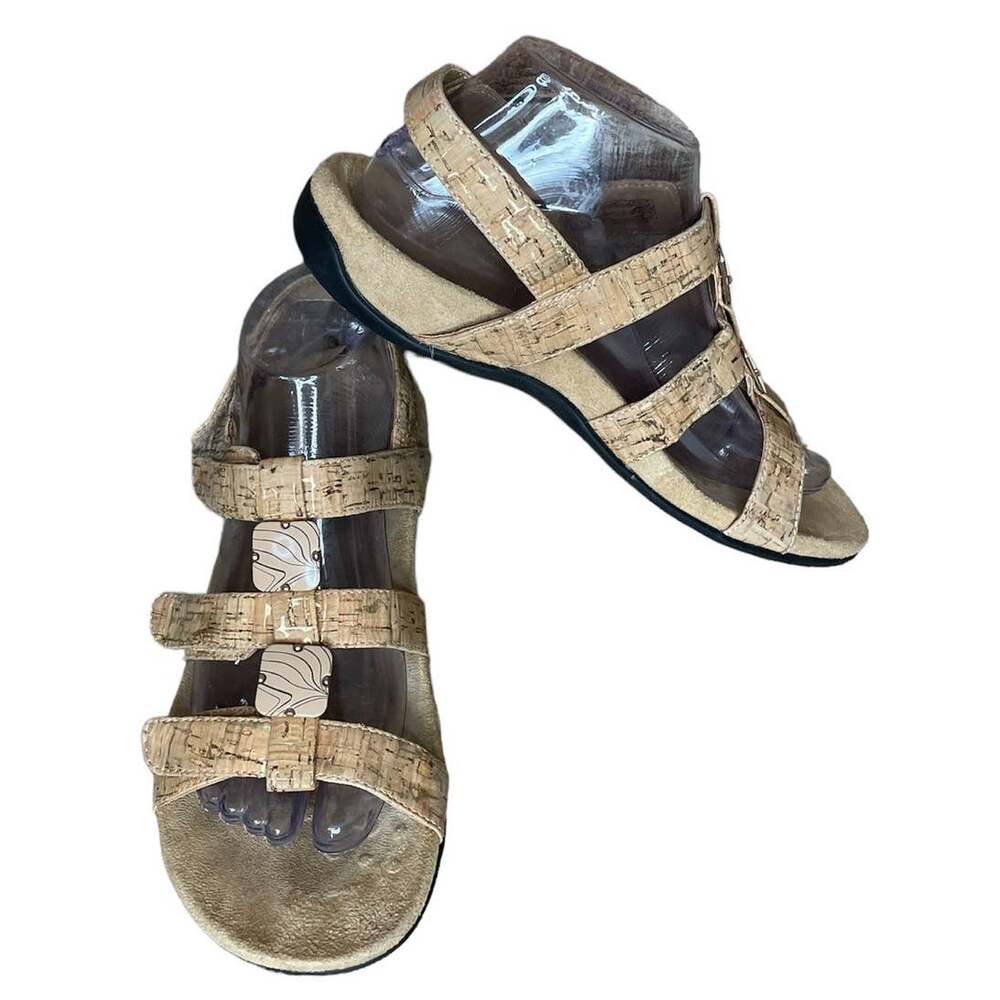Vionic Amber Adjustable Strap Sandals Gold Cork SZ 8